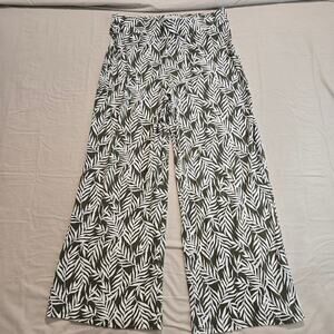 Kasper Leaf Print Pull-on Wide Ankle Pants Everyday Knit Size M Casual